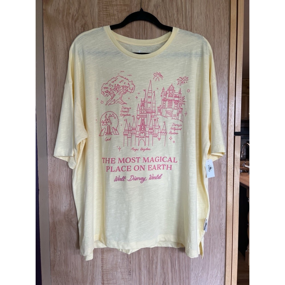 Disney World The Most Magical Place on Earth T-Shirt New! Disney Parks Large